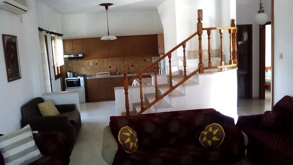Ferienwohnung Nireas Nea Skioni Exterior foto