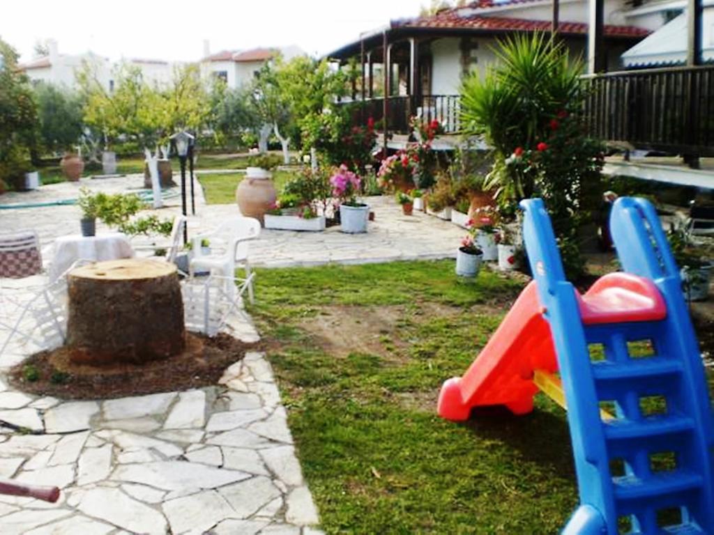 Ferienwohnung Nireas Nea Skioni Exterior foto